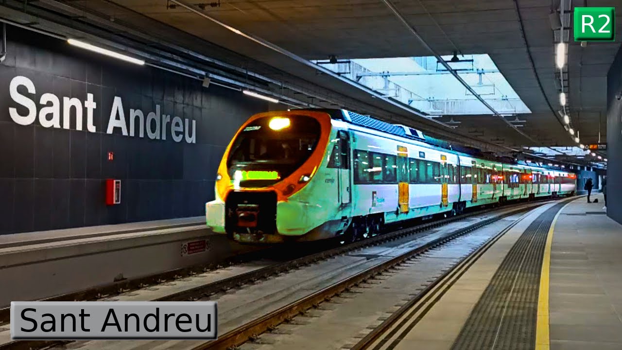 Sant Andreu R2 : Rodalies Барселона ( Renfe 449 - Civia - 451 - 447 )