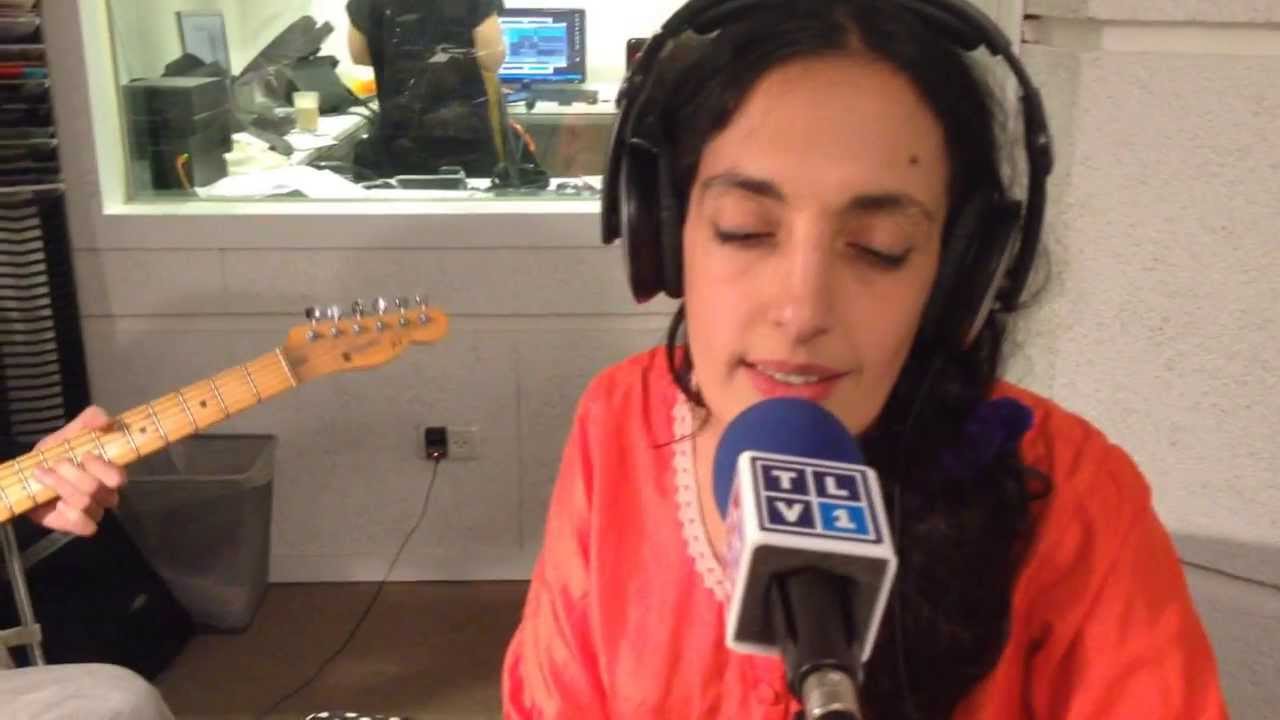 Live performance by Victoria Hanna on 