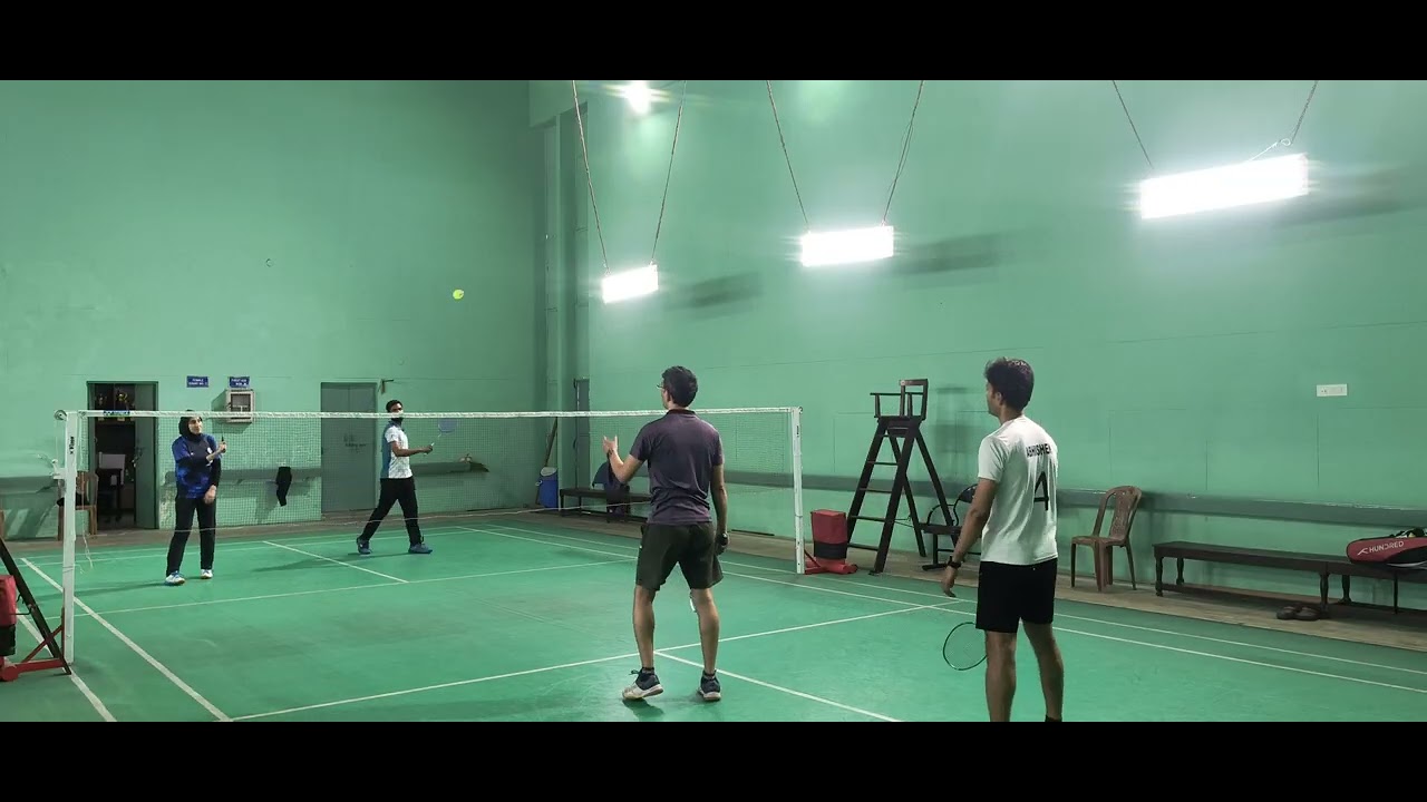 (1367) Sir Divakar & Imane vs. Prof. Kishor & Abhishek (Clash) #badminton #doubles #iitroorkee #iitr