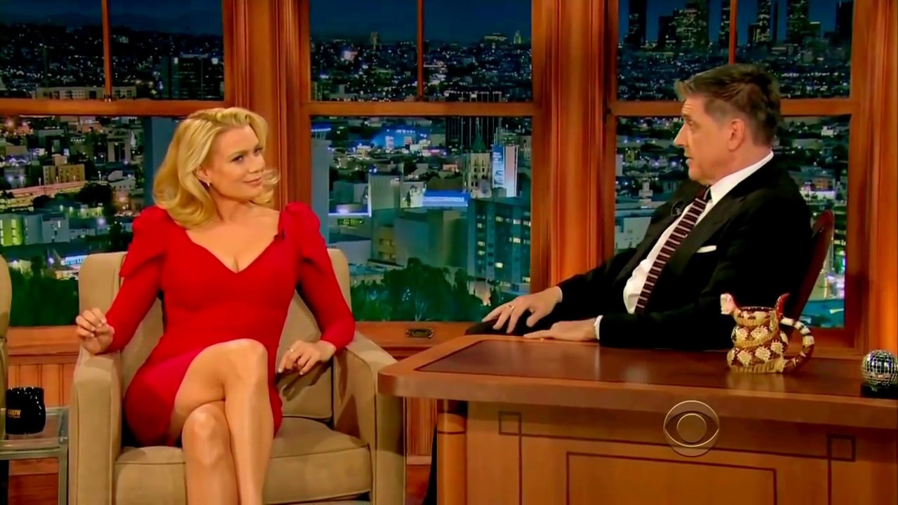 Laurie Holden Dressed in Red Seduces Craig Ferguson with those Sexy Legs (The Late Late Show)