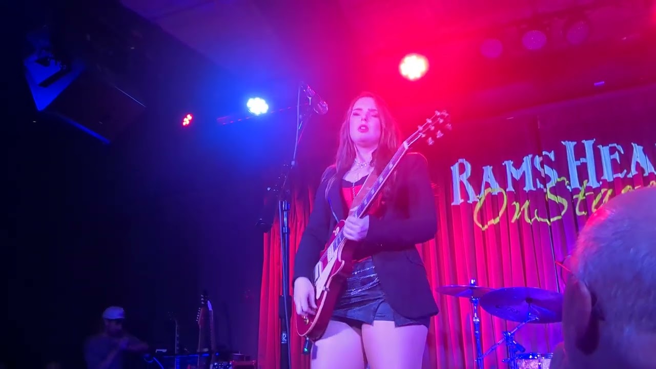 Ally Venable LIVE - Steamroller Blues (bootleg)