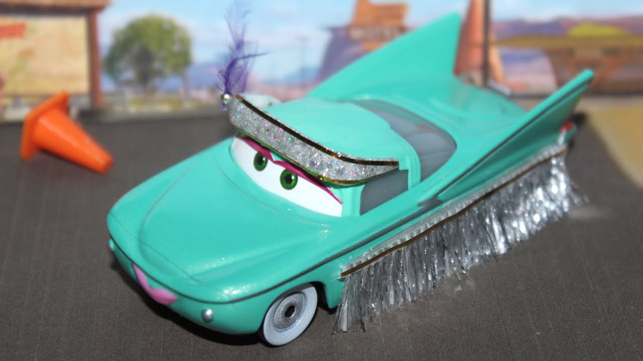 Короткая внедорожная модель автомобиля Disney Cars Radiator Springs 500 1/2 Flo (Custom) - Stanle...