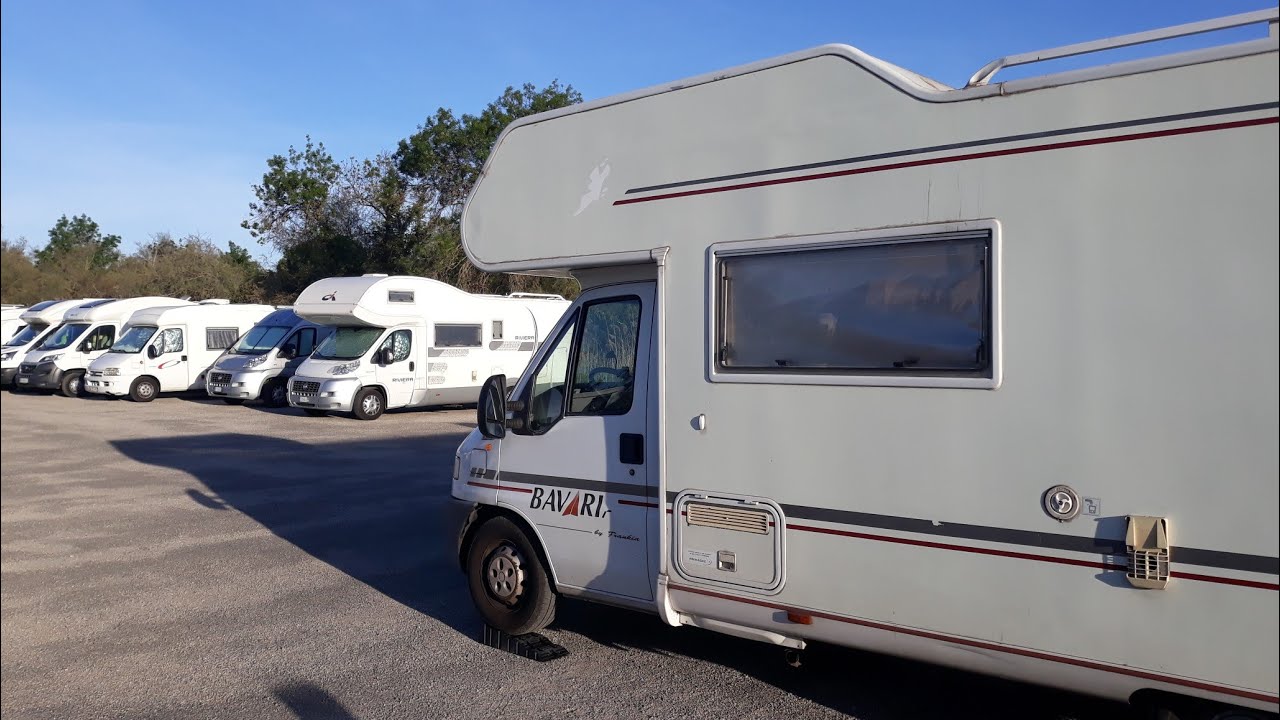 DANS LES GORGES DE L ARDECHE EN CAMPING CAR