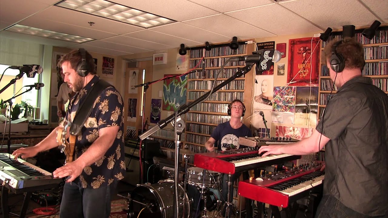 WHUS Studio Sessions: Mammal Dap performs 