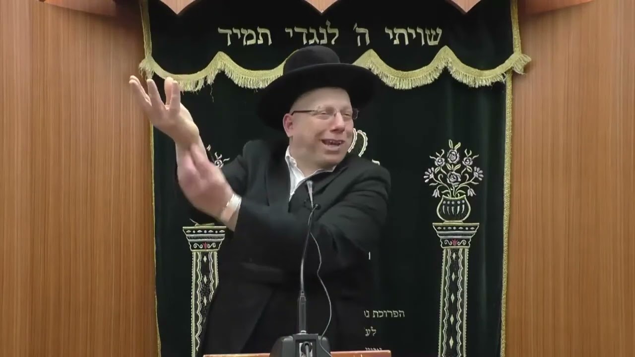 הרב ליאור גלזר מרוקאי עושה קידוש והבדלה קורע מצחוק