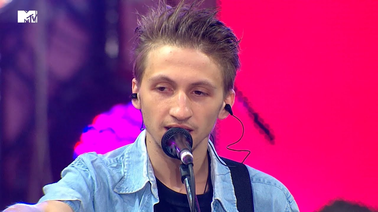 НЕРВЫ &ndash; Батареи (MTV ЖИВЬЁМ, 2014)