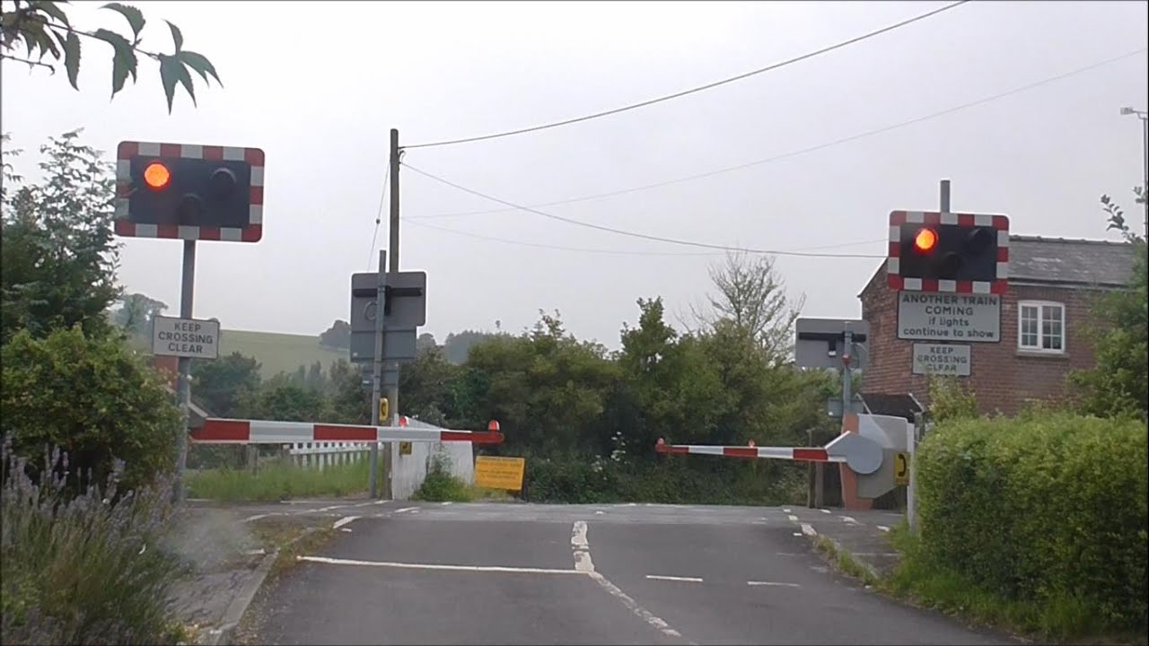 Upton Lovell Level Crossing