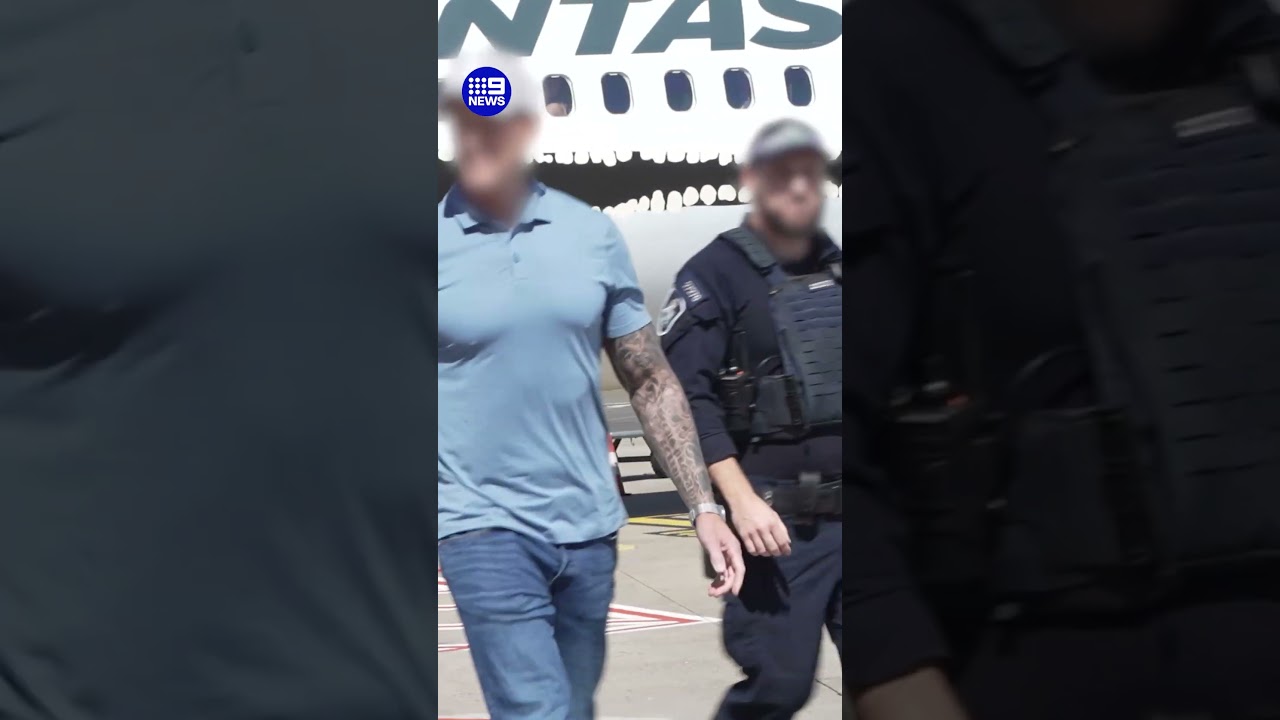 Roberts-Smith's arrest captured in new video | 9 News Australia
