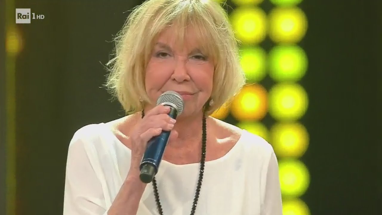 Wilma Goich canta 'Gli occhi miei' - I Migliori Anni 05/05/2017