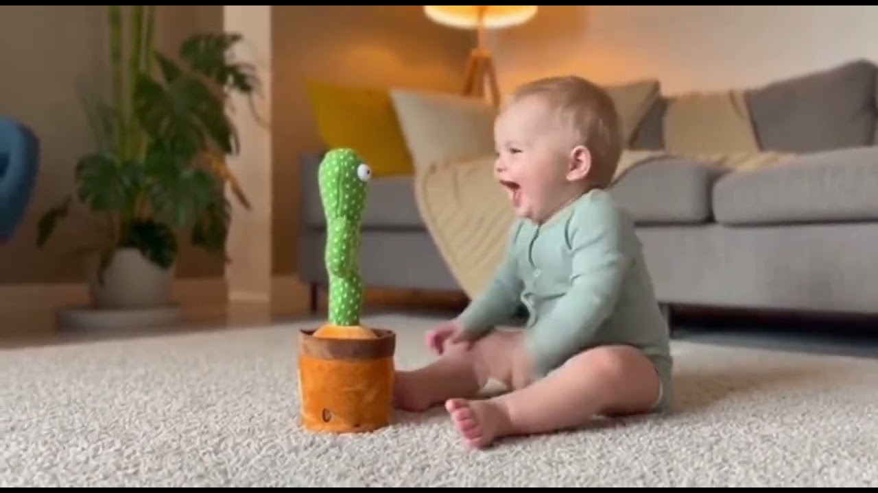 😆👶 Реакция малыша дня #смешноймалыш #вирусноевидео