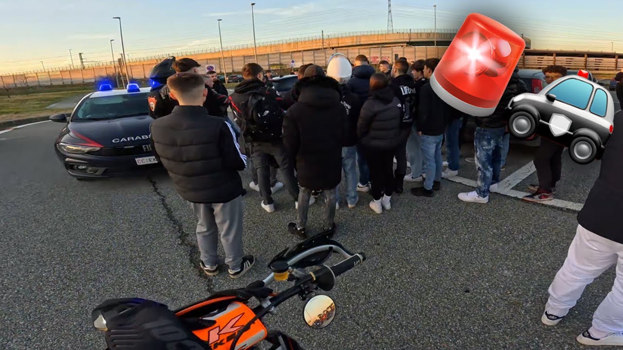 RADUNO FINITO MALE LUCI BLU KTM 125 SX 🚨👮
