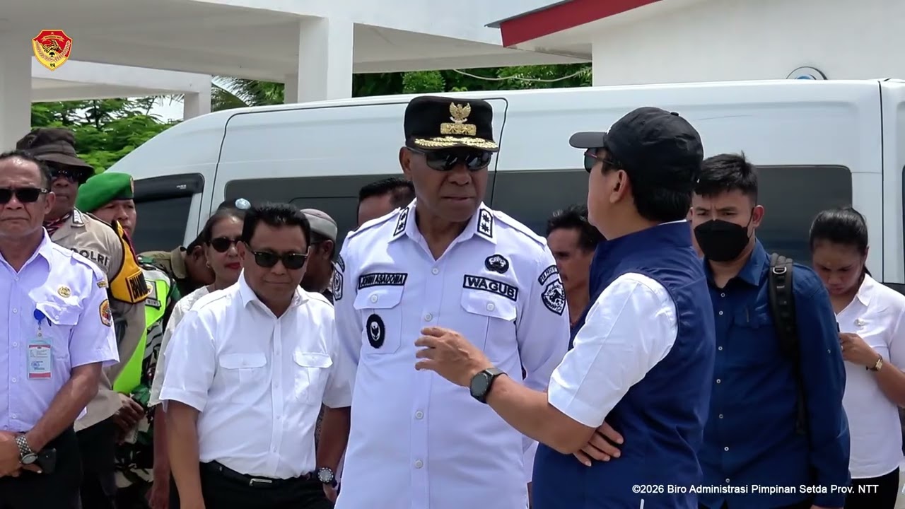 Wakil Gubernur NTT Dampingi Menteri KKP Tinjau Pembangunan Kampung Nelayan Merah Putih di Sulamu