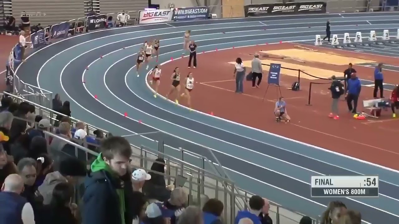 Watch Maeve O'Neill power to gold in the BIG EAST 800m women's final