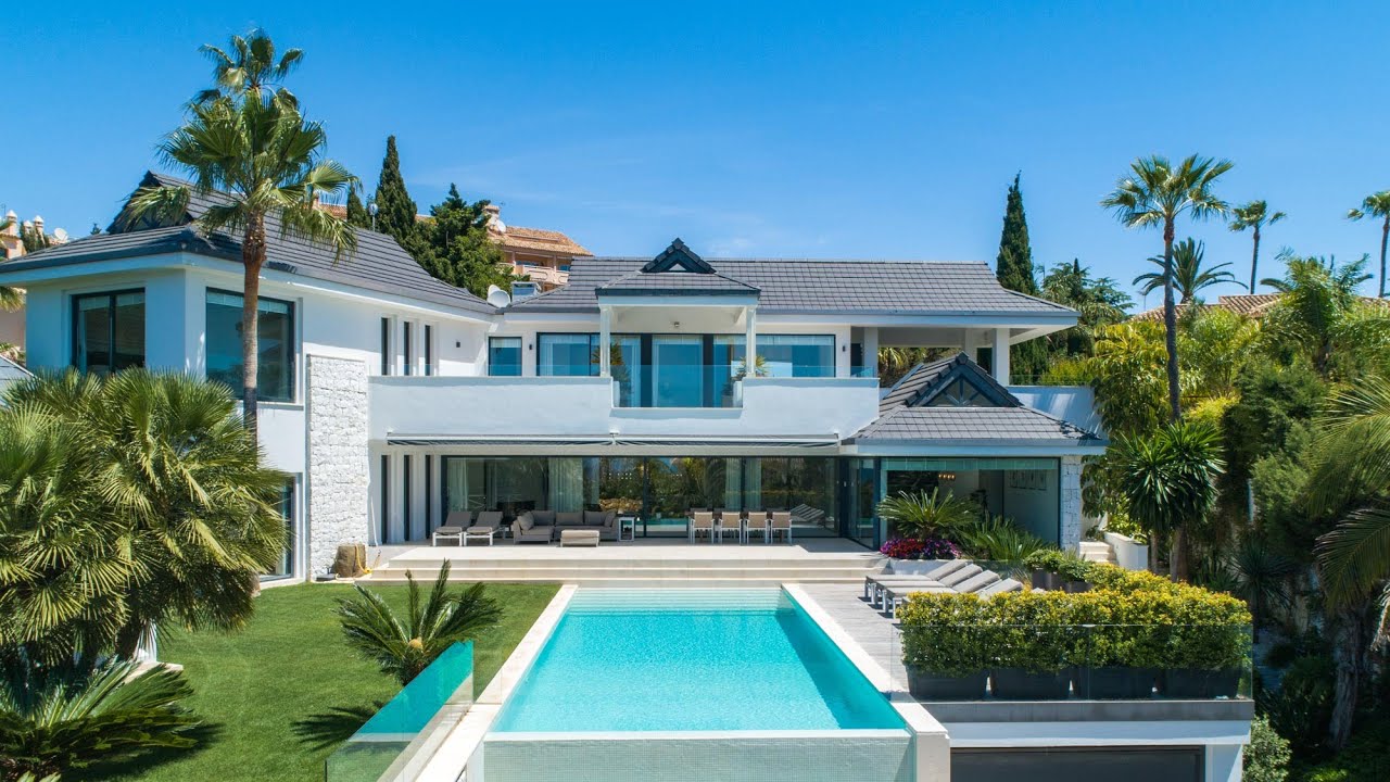 Drone & Interior Real Estate marketing video - Marbella