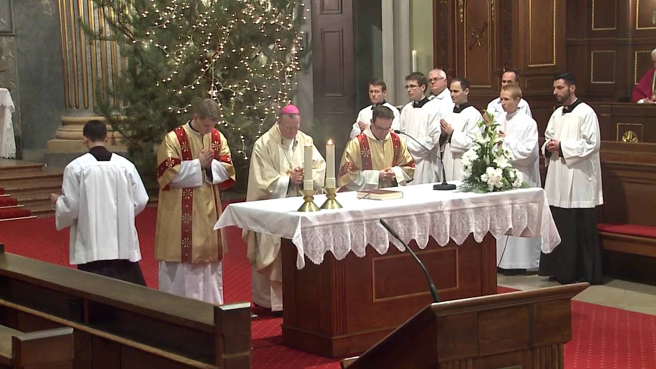 ÉJFÉLI SZENTMISE (2015. DECEMBER 24.)