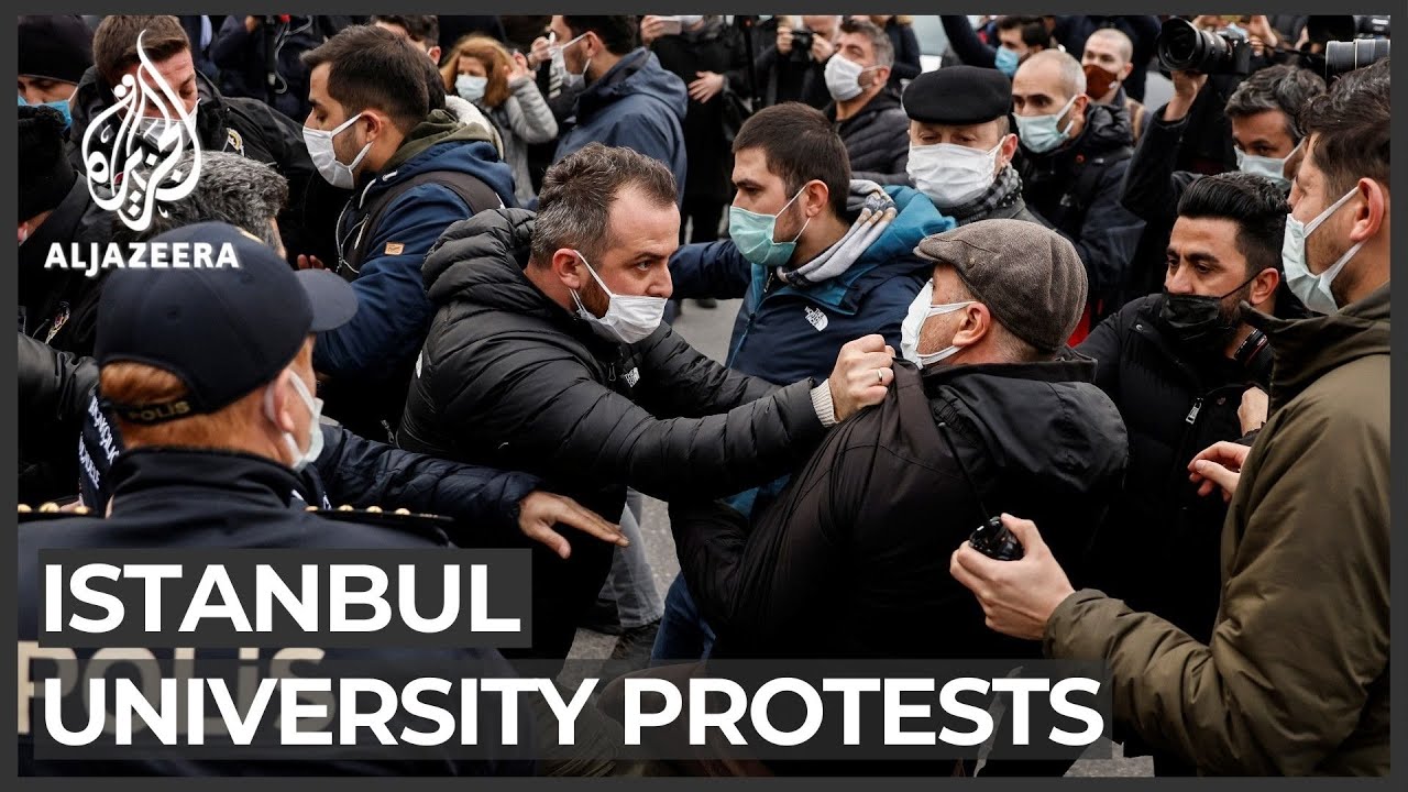 Turkey university protests: Istanbul university faces police crackdown