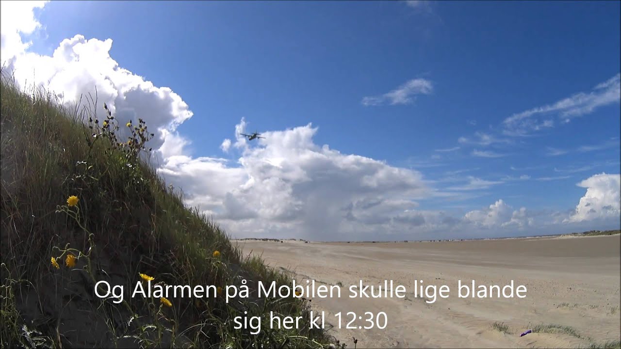 Hercules fly over R&oslash;m&oslash;.