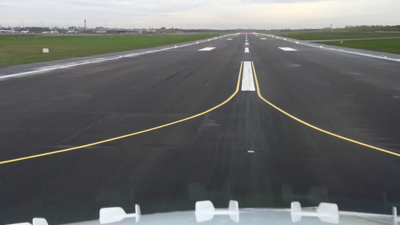Departure out of Birmingham EGBB BHX, two attempts with a Boeing 737-800NG