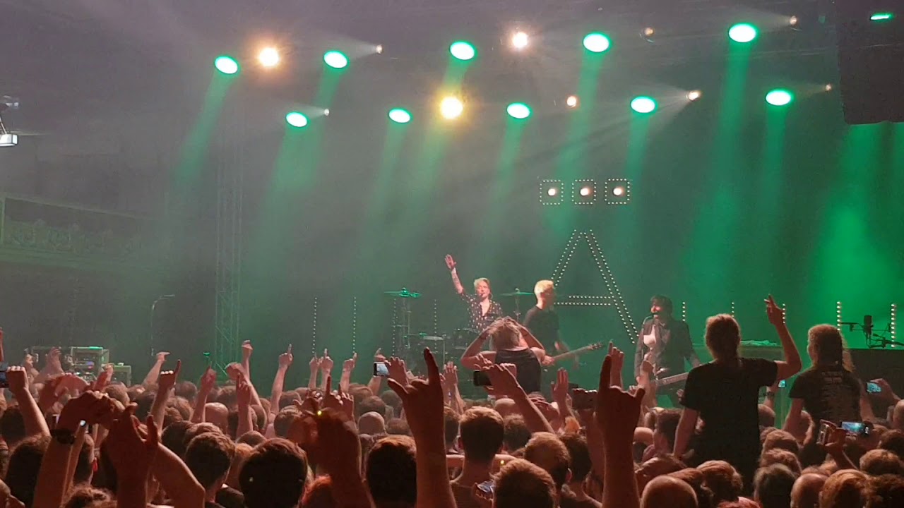 Westerland - Die Ärzte live @ Great Hall Lucerna Praha 17.05.2019