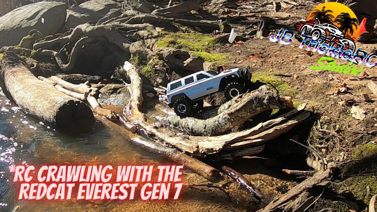 RC Crawling: Redcat Everest Gen 7 (how does it perform?) featuring axial, Redcat and other crawlers
