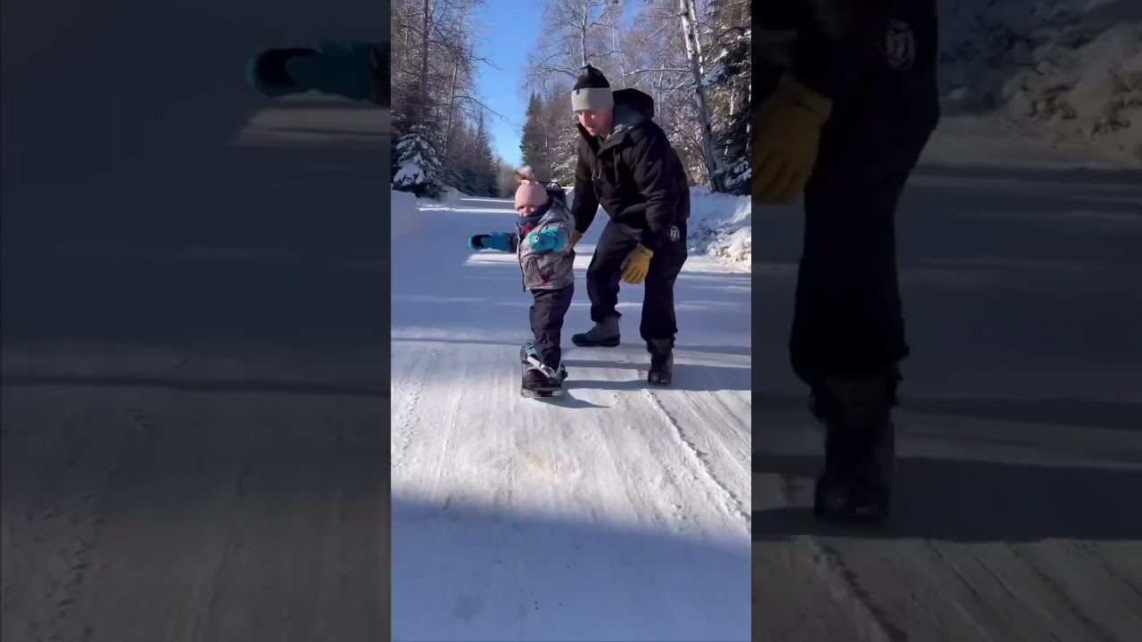 Learning to snowboard on the prairies #learntosnowboard #kidswhoexplore  #winteradventures