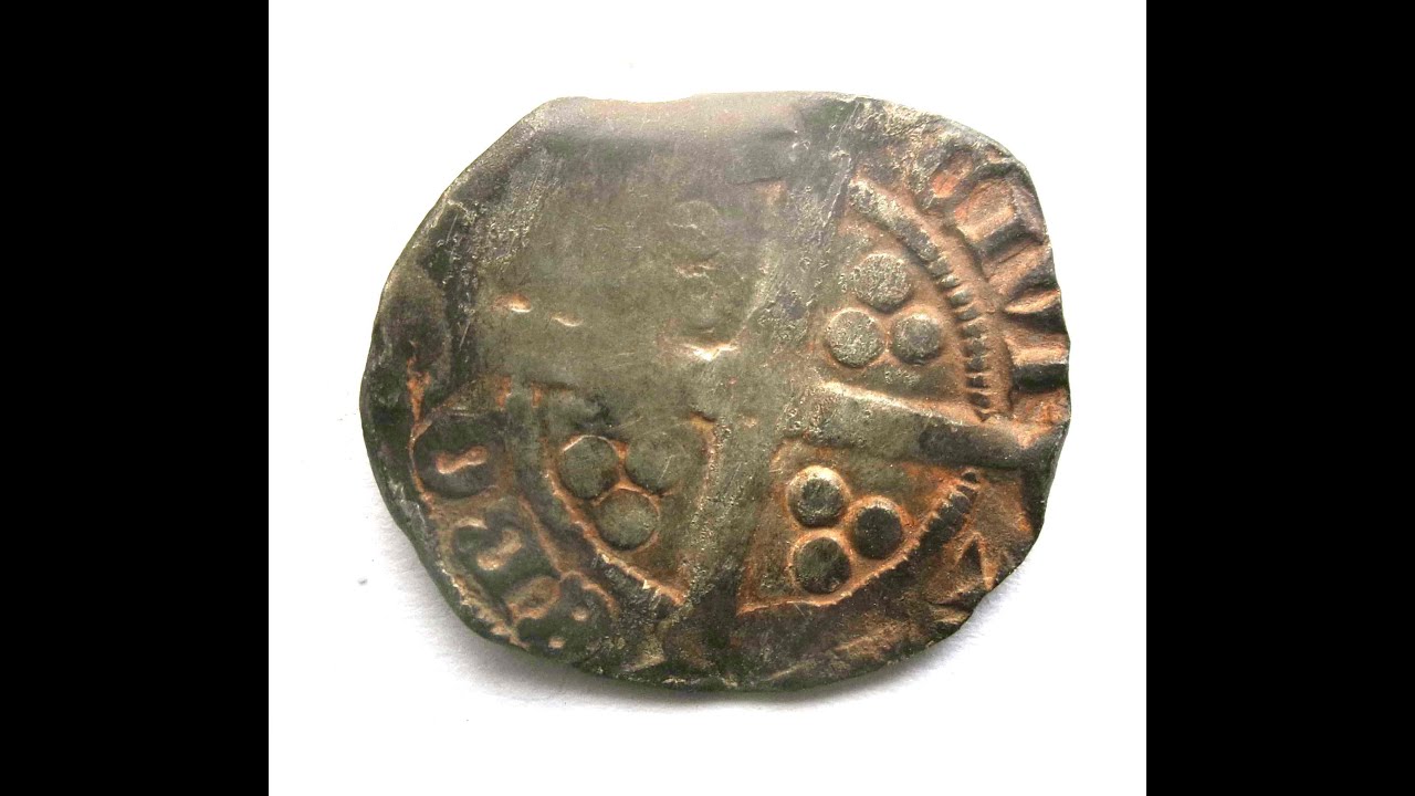 Metal Detecting Silvers in New Stubble Field
