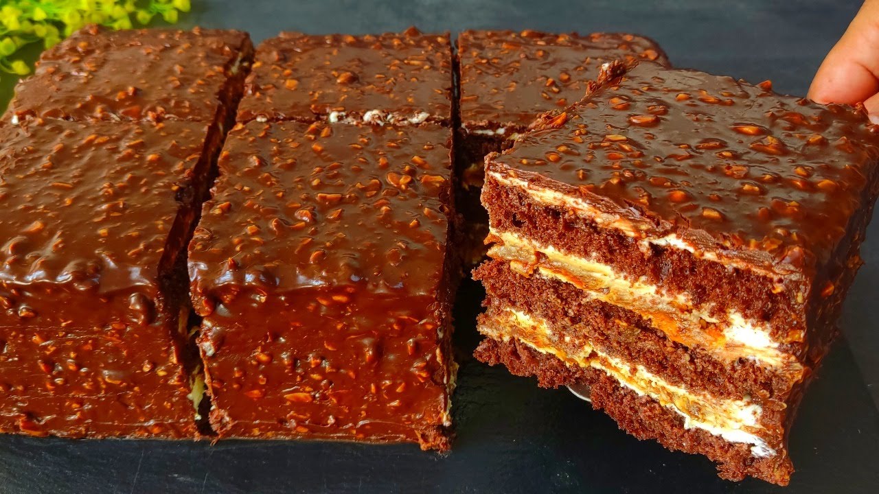 Знаменитый тающий во рту торт Сникерс! Очень просто и очень вкусно!