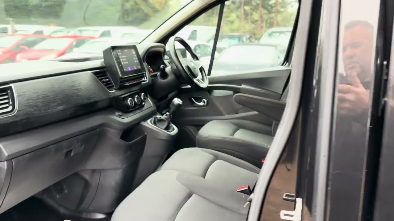 Renault trafic for sale at maldon cars and vans xgm