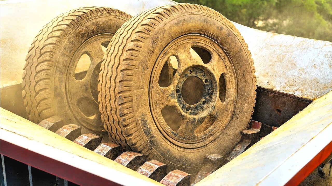Extreme Dangerous Machine! Giant industrial Shredder Destroying Steel Rim and Metal