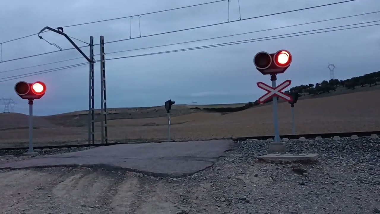 Valencina de la Concepción level crossing/paso a nivel - Valencina de la Concepción, Spain