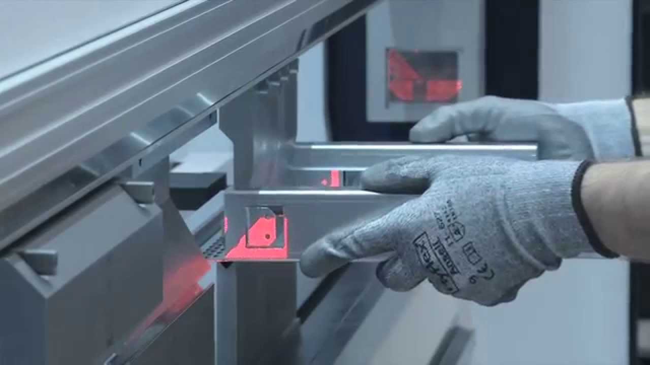 TRUMPF Bending: TruBend 3100 - The machine's functions at a glance