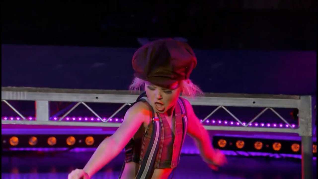 Extra, Extra! (HD) - Abby&rsquo;s Ultimate Dance Competition Season 2