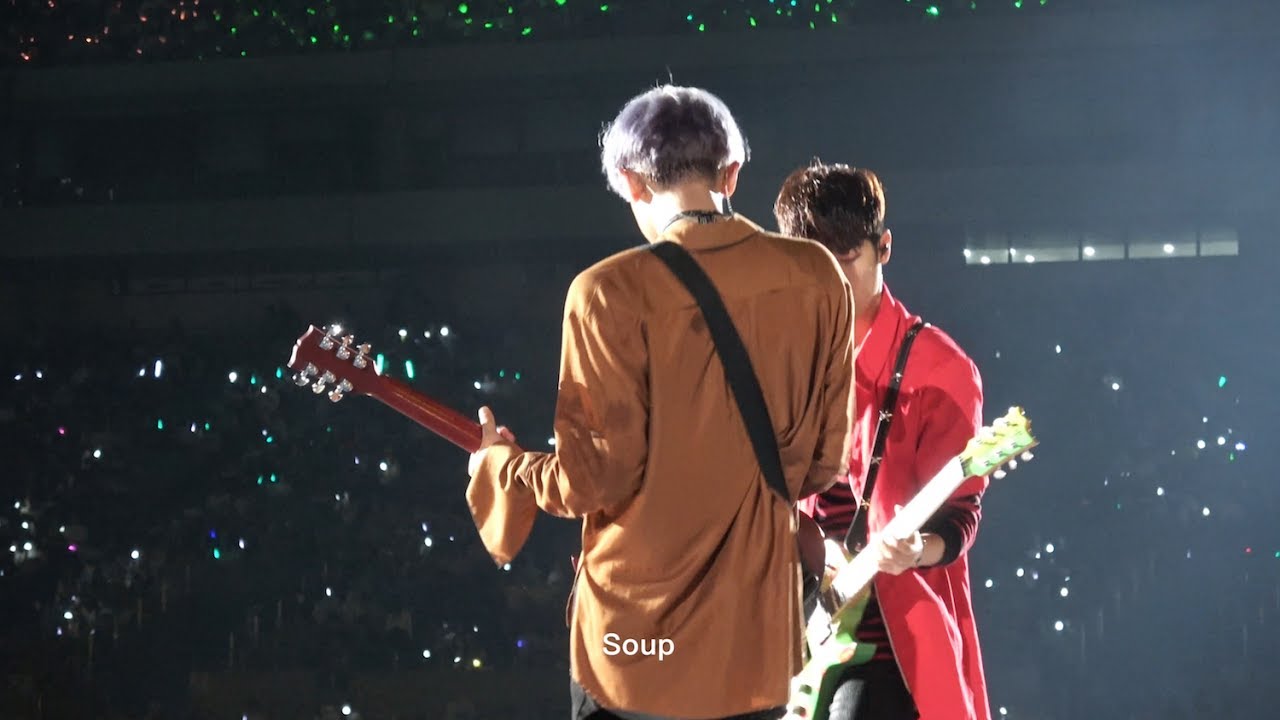 170708 SMTOWN LIVE IN SEOUL - Drop That CHANYEOL focus