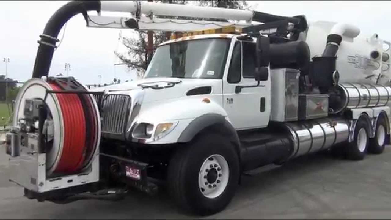 2006 International 7400 Vactor 2110 PD Vacuum Truck