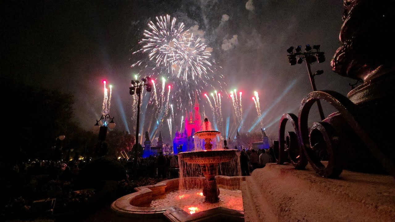2026 New Year's Eve Fantasy in the Sky Fireworks Spectacular over Cinderella's Castle