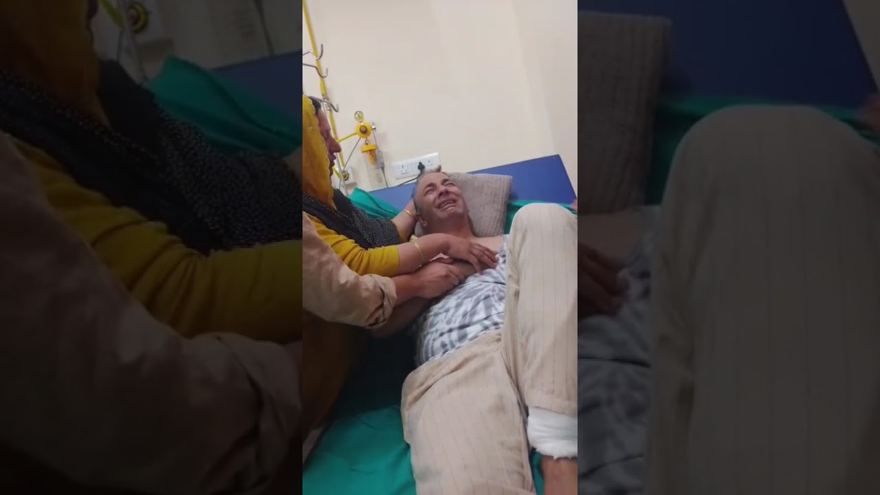 Zain,Zoya two siblings who were martyred in poonch during Pak firing Their parents in the hospital