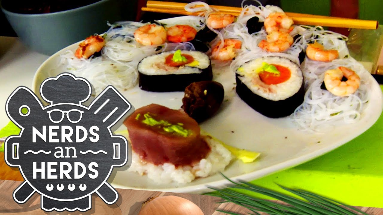 Japan-Bolognese mit Nachtischklo vs. Sushi aus der Glasnudelkanone | Nerds an Herds