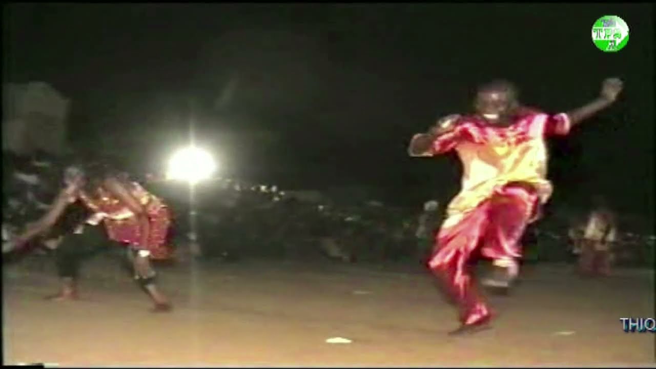 Clip exceptionnel de Oussou Ndiol à Joal avec les Guelwars du Sine