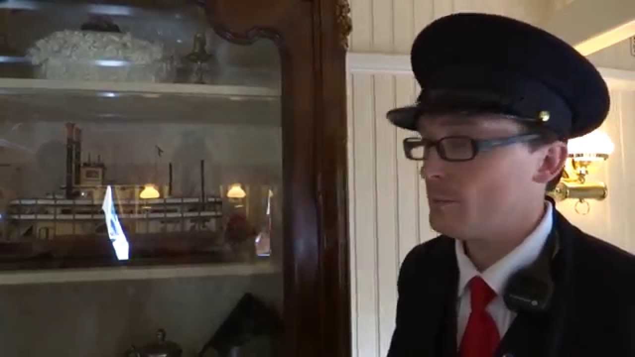 VIP tour on the riverboat Molly Brown at Disneyland Paris