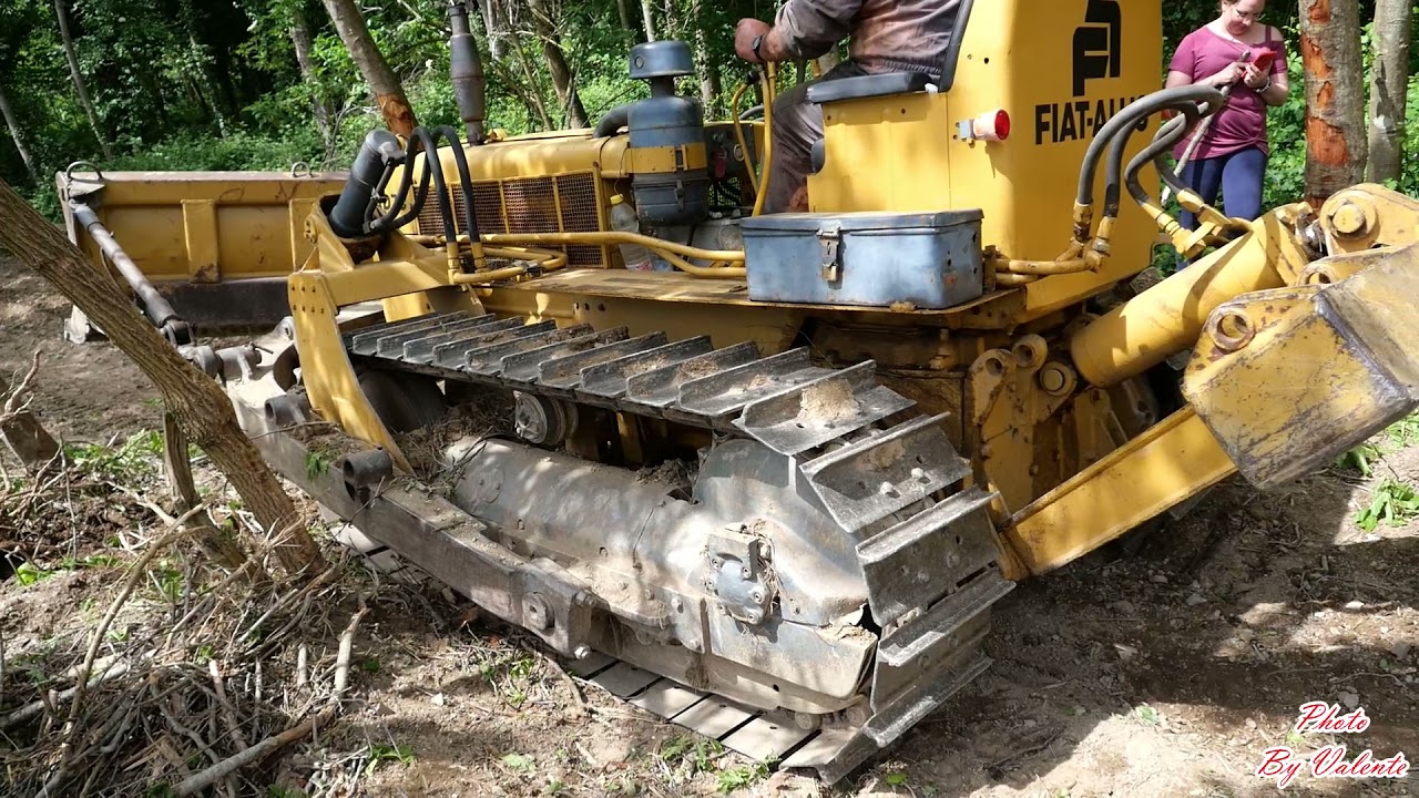 Lavori forestalii-Fiat-Allis AD7C+Komatsu PC110R con pinza per legna