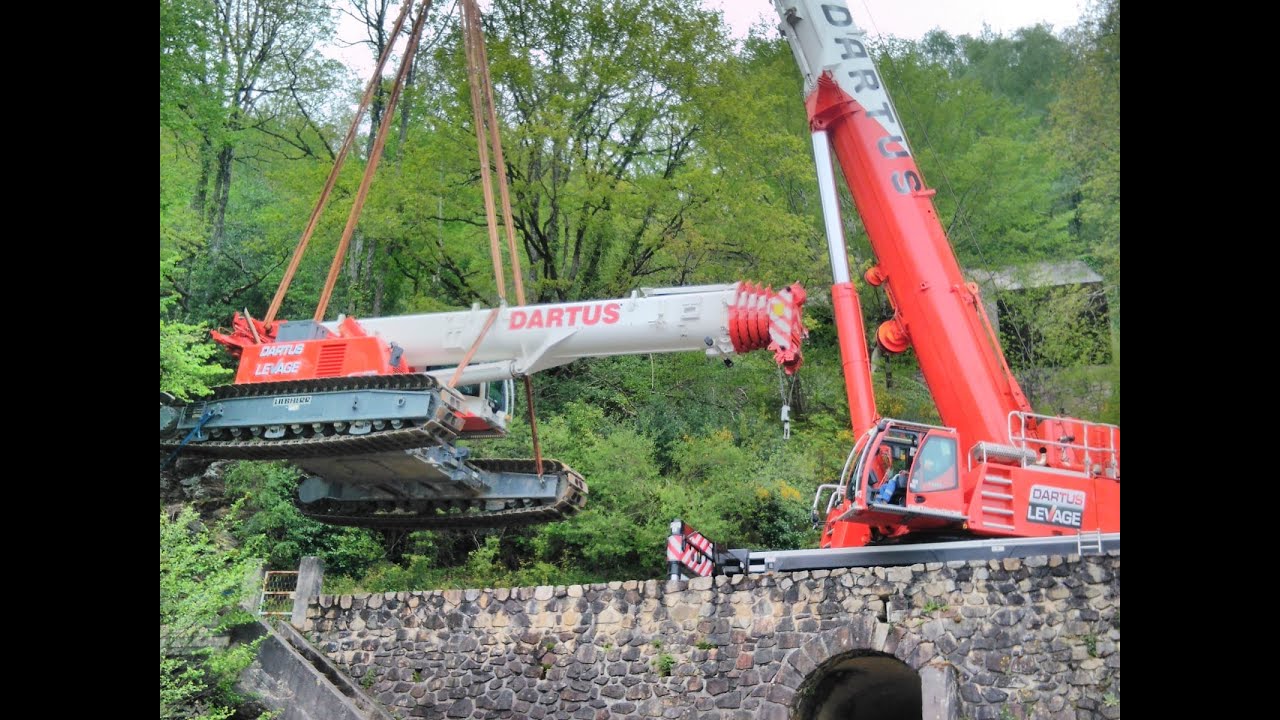 Installation grue chenilles sur barge 052021 - LTM 1350 full, levage LTR1060 : 39 tonnes à 23m