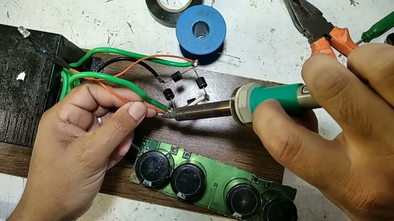 Como Fazer FONTE de 12v pra SOM AUTOMOTIVO ou Carregador de Bateria 14v PODEROSO PASSO a PASSO
