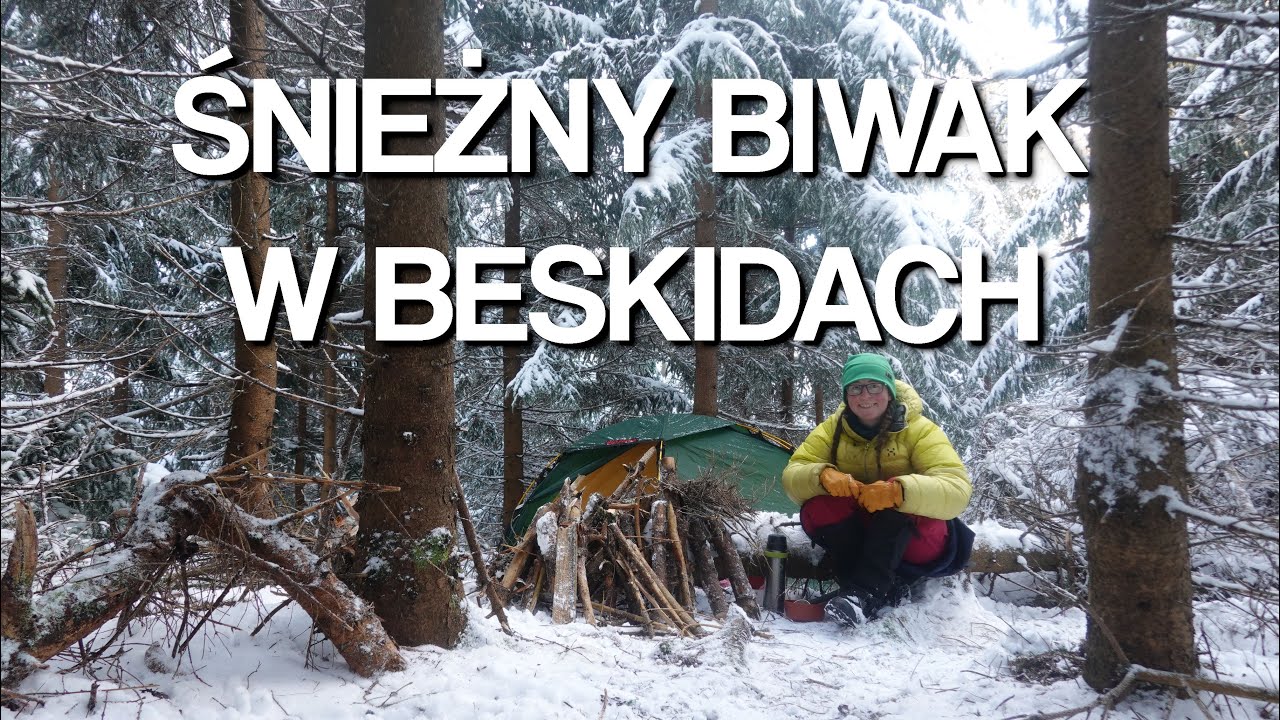 Śnieżny biwak w Beskidach || Bushcraft, nocleg w namiocie, nowe gadżety i oporne ognisko przy -7°C