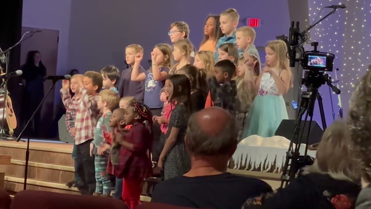 Kids singing at church 2023
