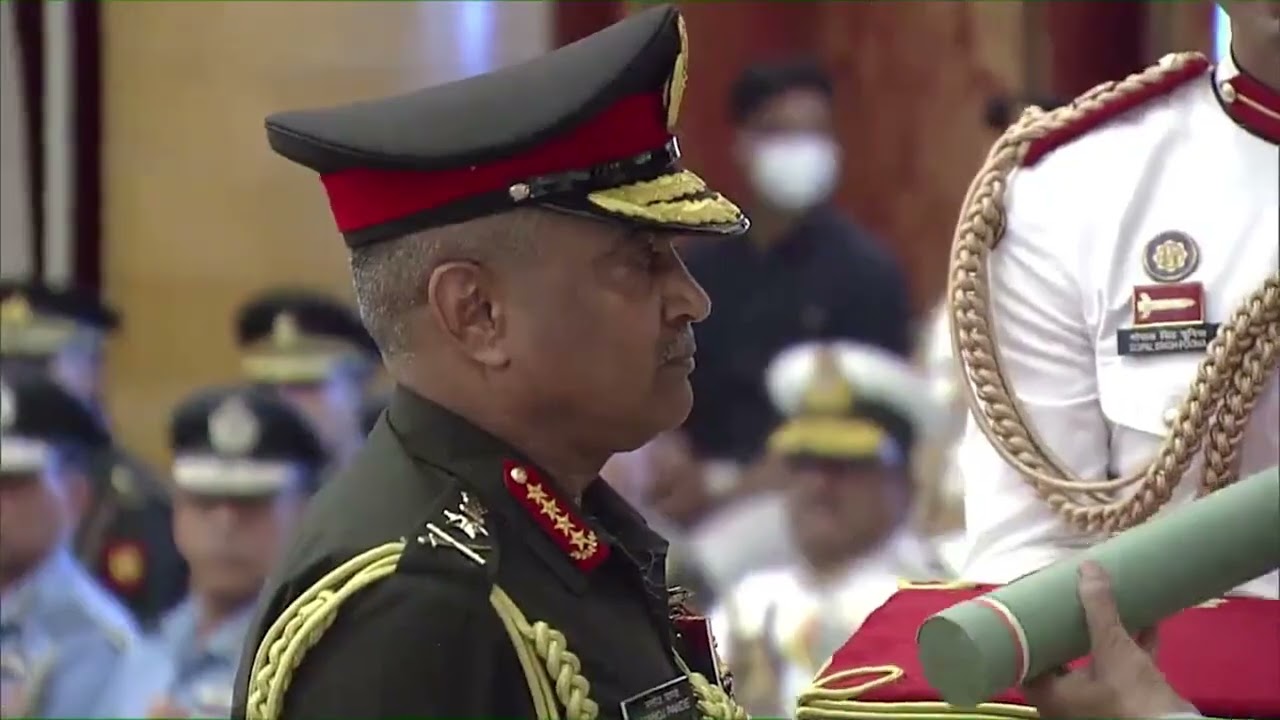 President Kovind presents Param Vishisht Seva Medal to Lieutenant General (now General) Manoj Pande