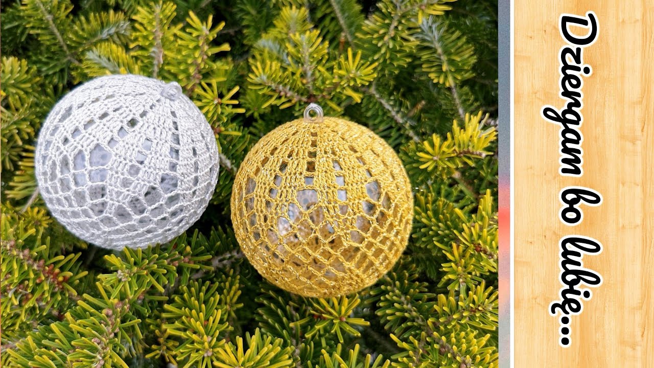 Szydełkowa Bombka  na akrylowej kuli 10 cm - wzór nr 15.Crochet Christmas Ornament on a 10 cm No. 15