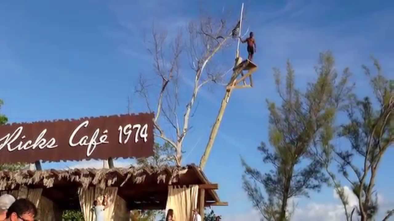 Cliff Jumping : Rick's Cafe Negril Jamaica April 2014 ( HD)