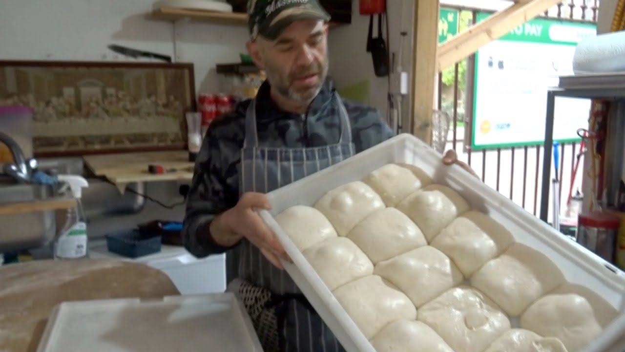 How to use  Over Leavened Pizza Dough. (Massimo Nocerino)