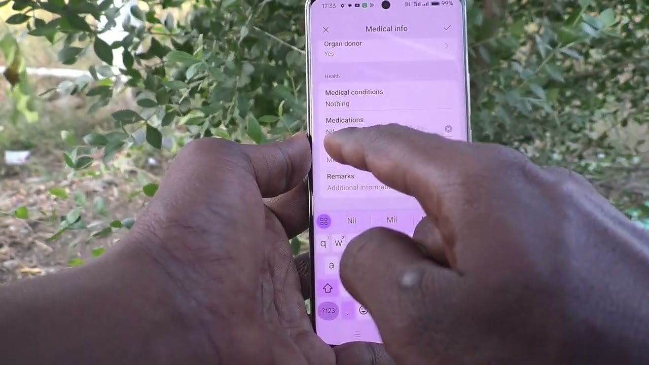 How to set medical info on lock screen in Oppo Reno 11 Pro