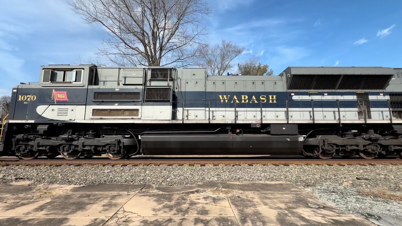 Wabash Heritage Motor leads NS 25A